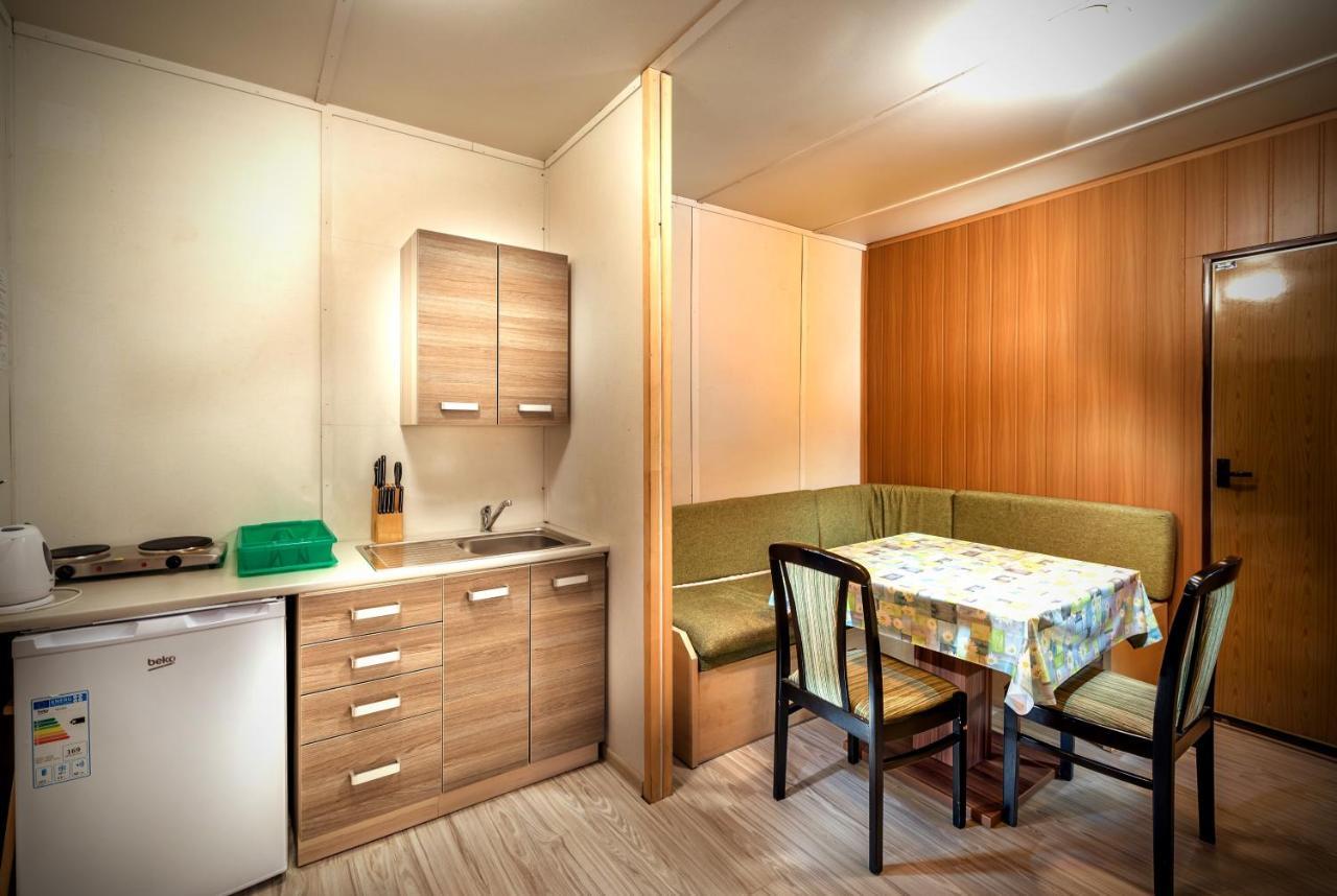 Mara Camping Liptovský Trnovec Exteriör bild